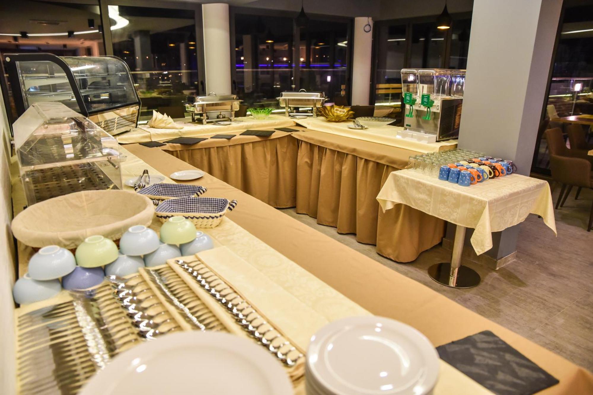 Hotel Evropa Ulcinj Eksteriør billede