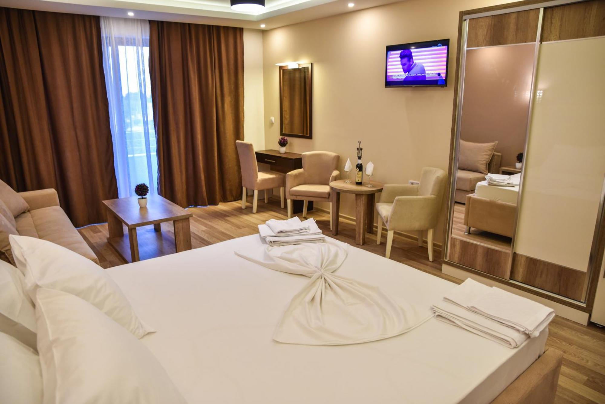 Hotel Evropa Ulcinj Eksteriør billede