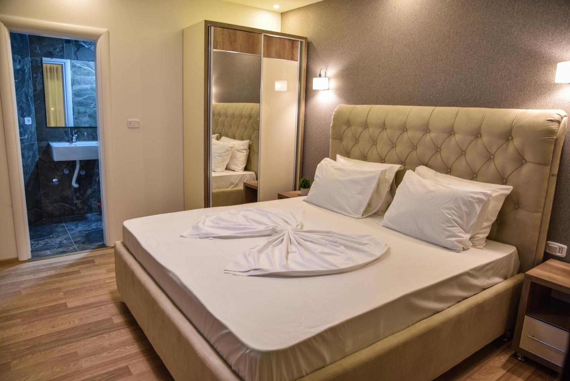 Hotel Evropa Ulcinj Eksteriør billede