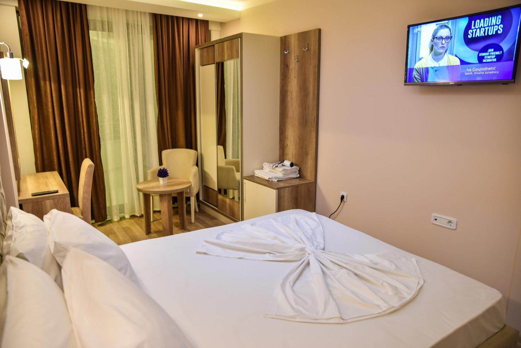 Hotel Evropa Ulcinj Værelse billede