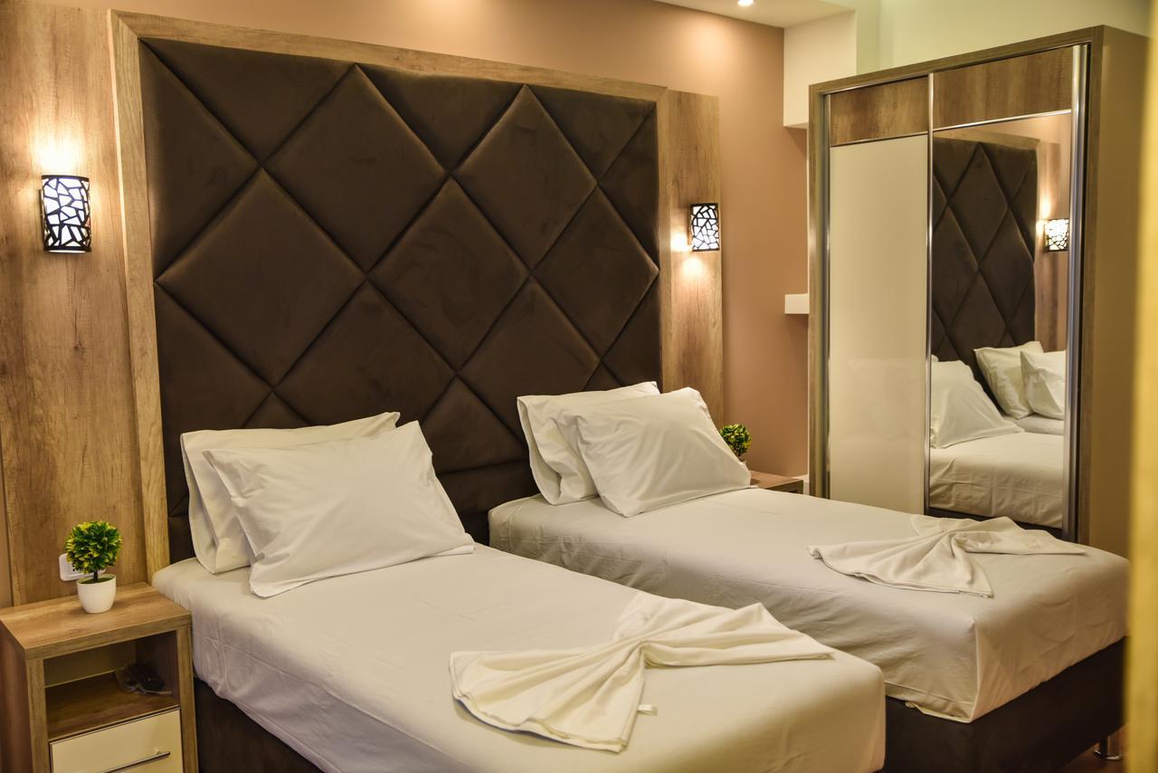 Hotel Evropa Ulcinj Eksteriør billede