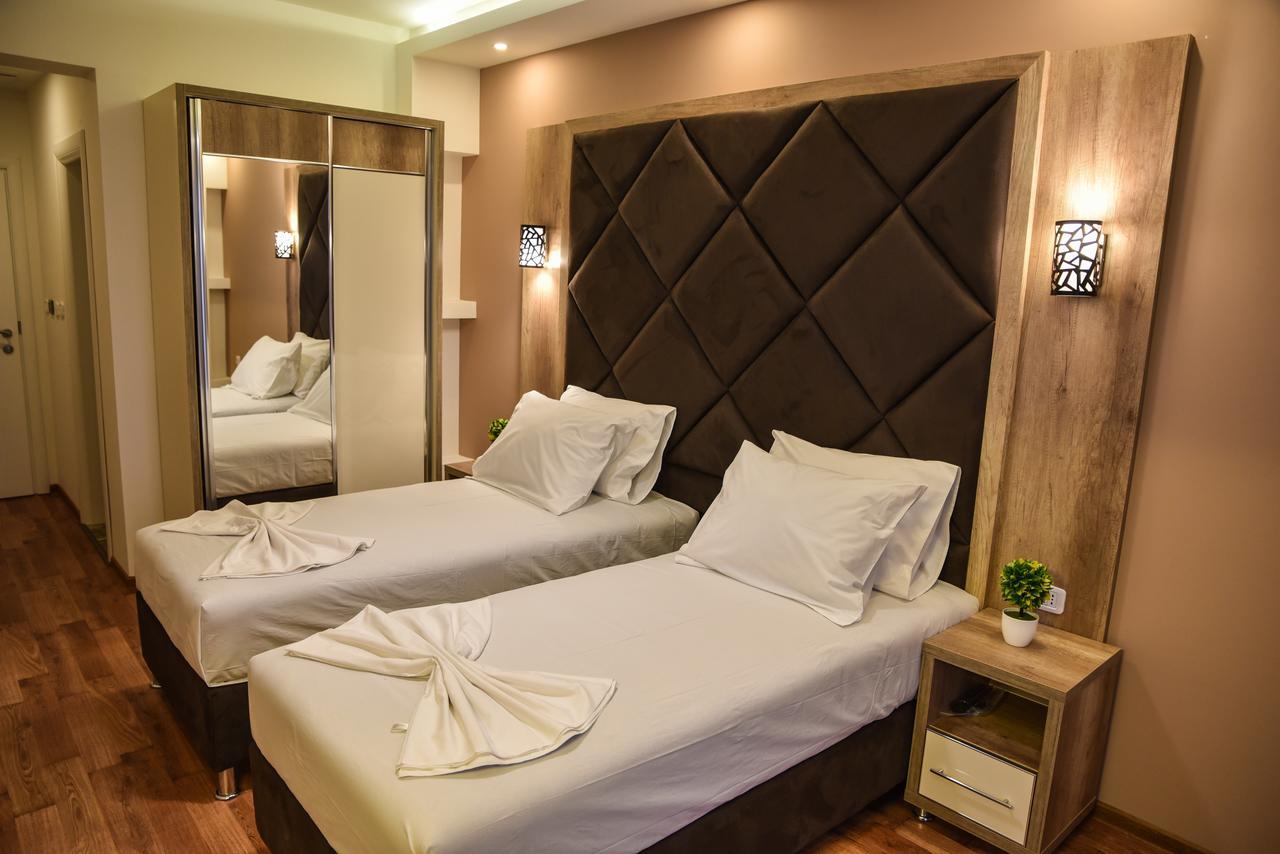 Hotel Evropa Ulcinj Eksteriør billede